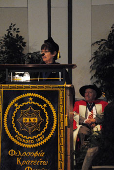 Dr. Sharon Falcone Mmiller & Dr. David Gold in the background.